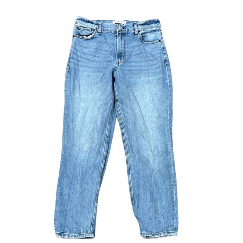 Abercrombie & Fitch Light Blue High-Rise Straight Jeans - Picture 4 of 8
